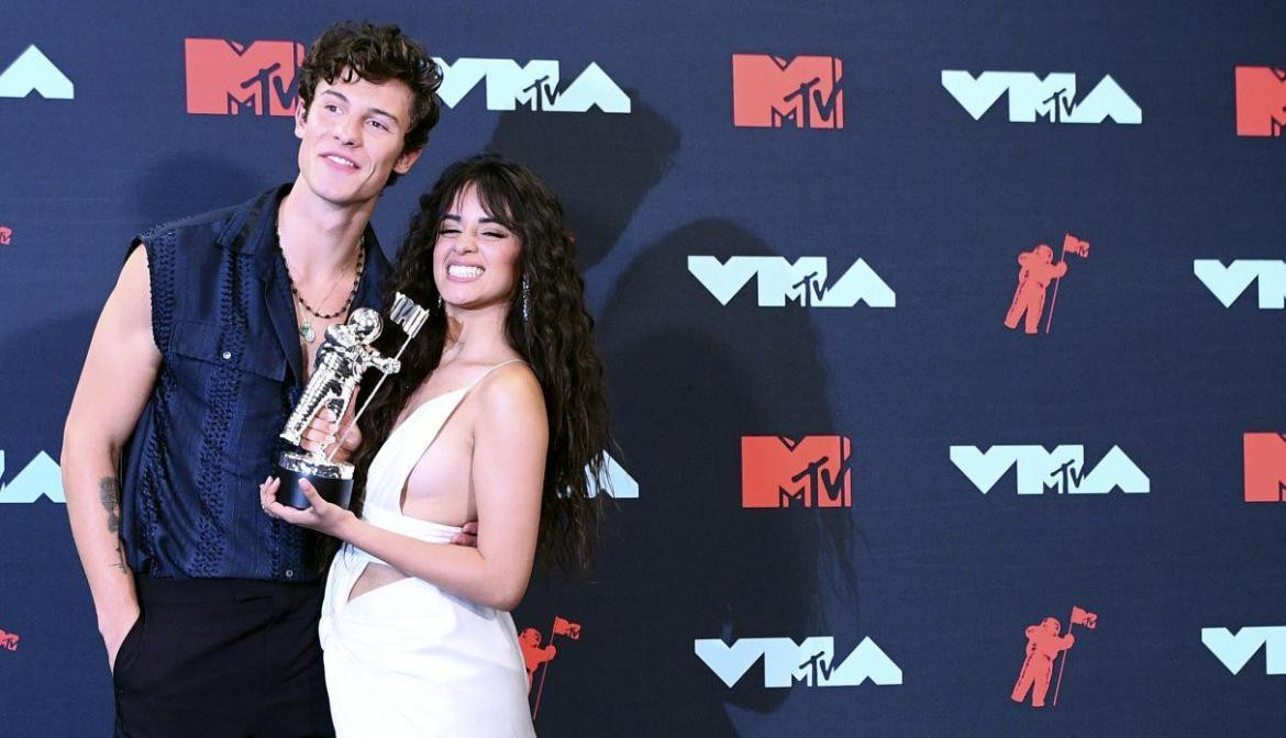 Camila Cabello y Shawn Mendes