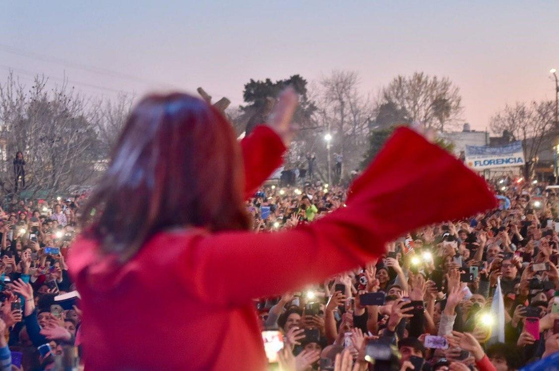 Cristina Fernández de Kirchner en la presentación de su libro en La Plata