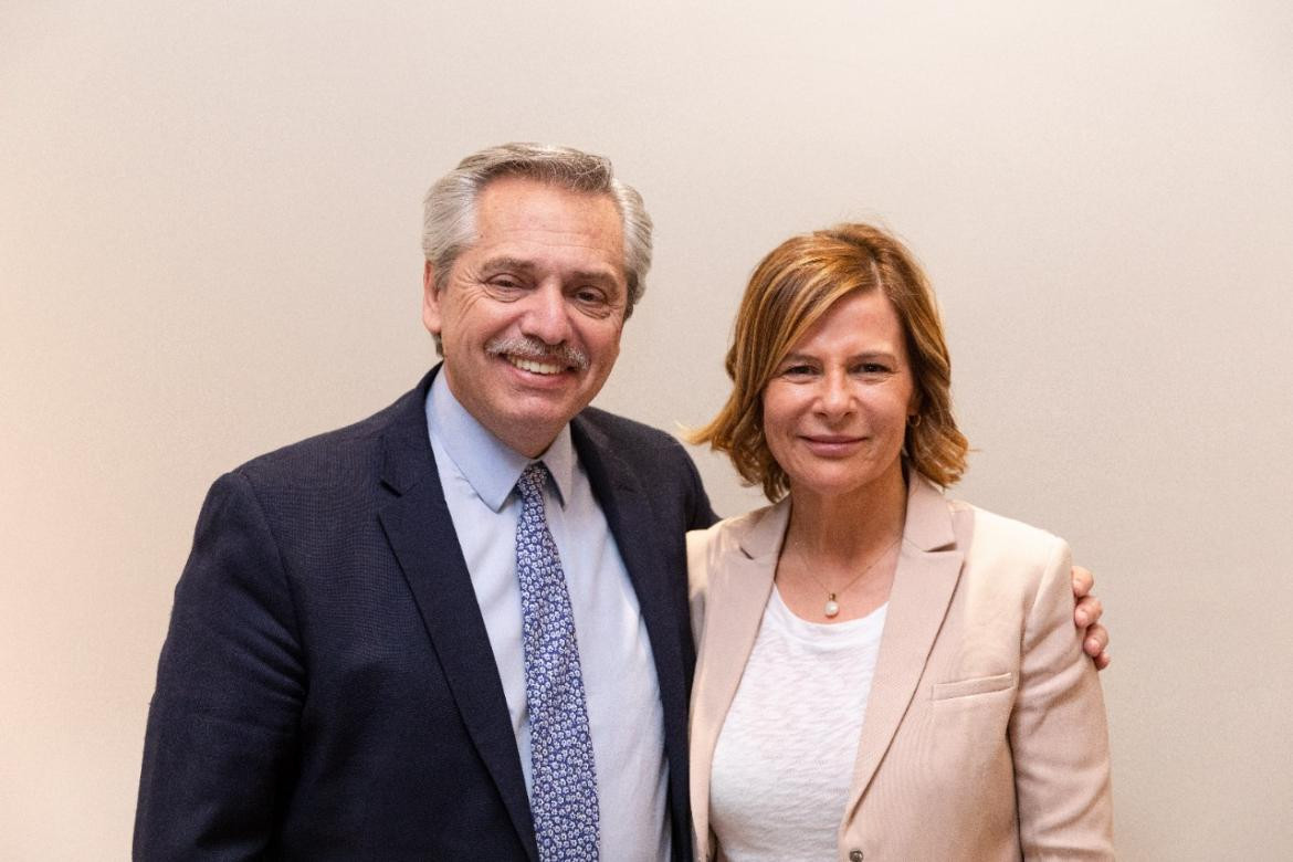 Alberto Fernández junto a Florencia Saintout, precandidata a intendenta de La Plata