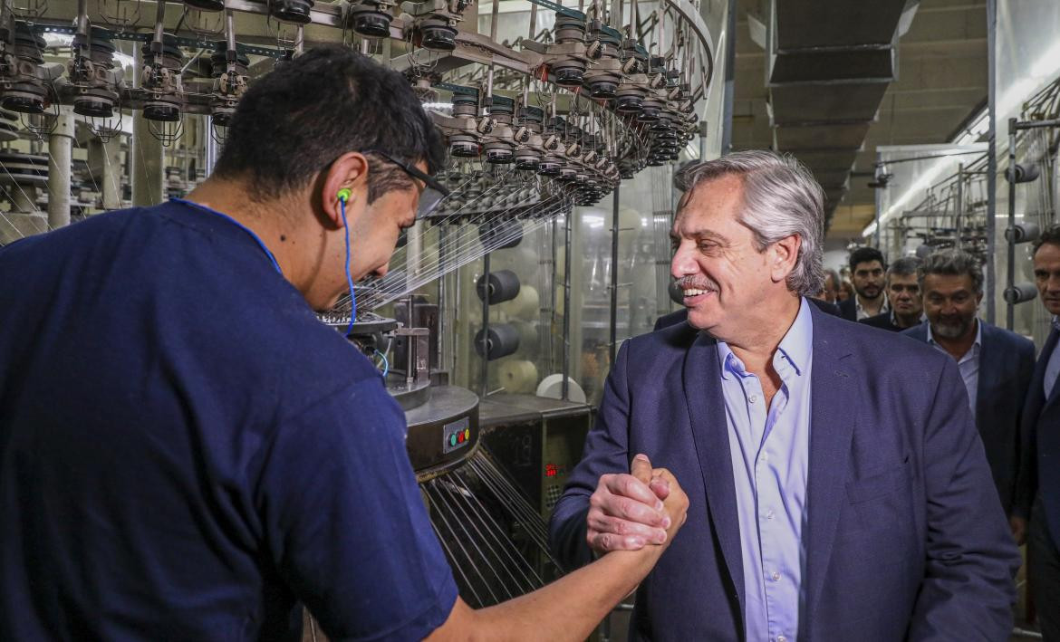 Alberto Fernández en pyme de San Martín, NA