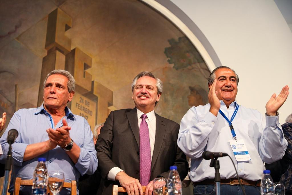 Alberto Fernandez en encuentro con la CGT