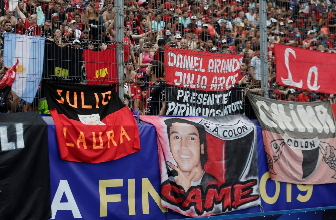 Hinchas de Colón en la final de la Sudamericana, REUTERS