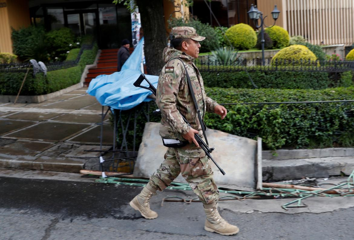 Militares en las calles de Bolivia, REUTERS