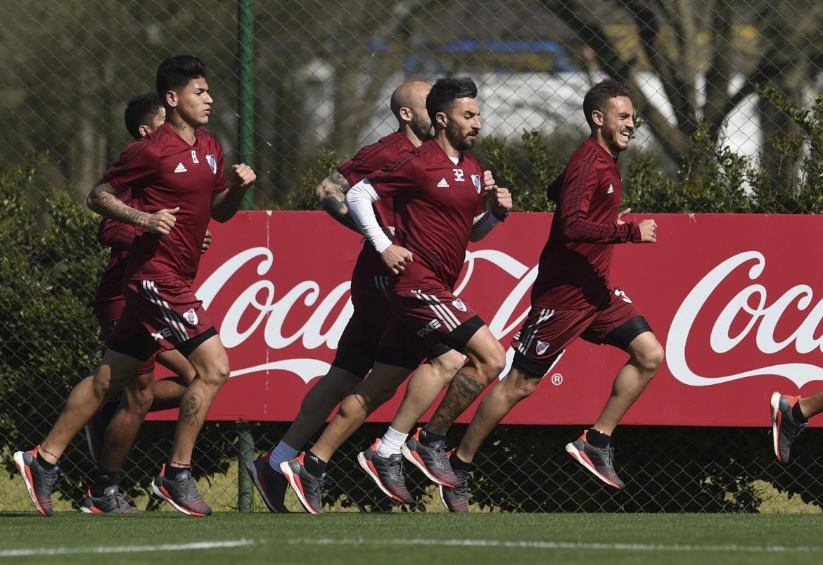 Jugadores de River durante la practica en Ezeiza, NA