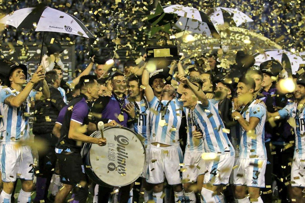 Racing campeón del Trofeo de los Campeones