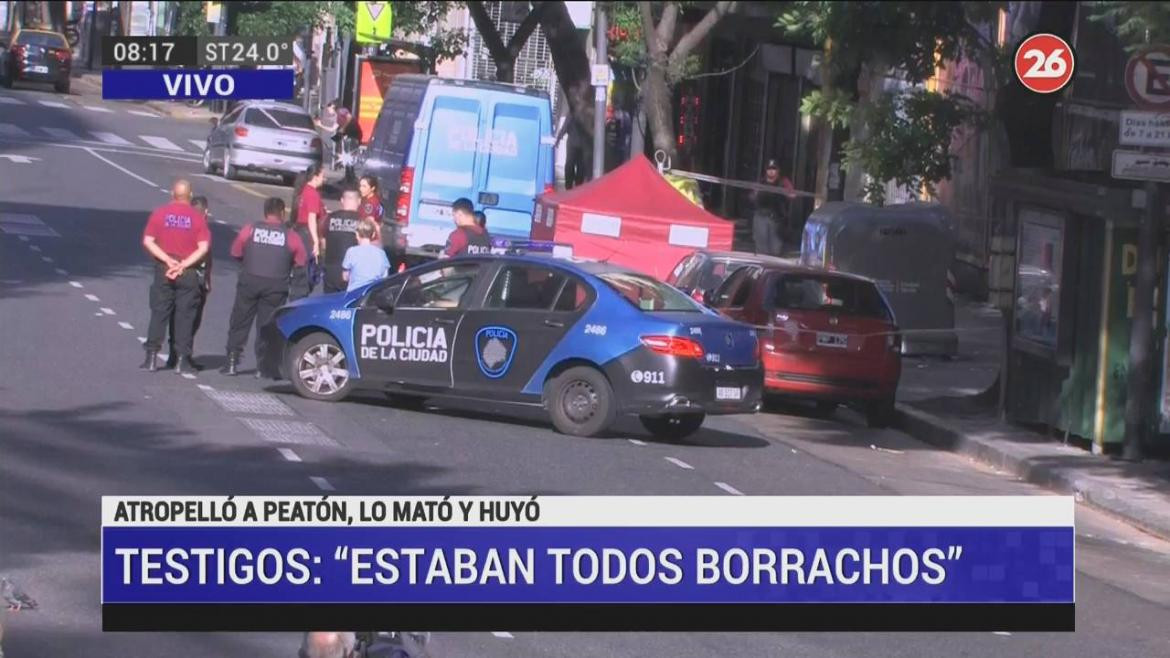 Chocó dos autos, atropelló y mató a un hombre, luego escapó en taxi, CANAL 26