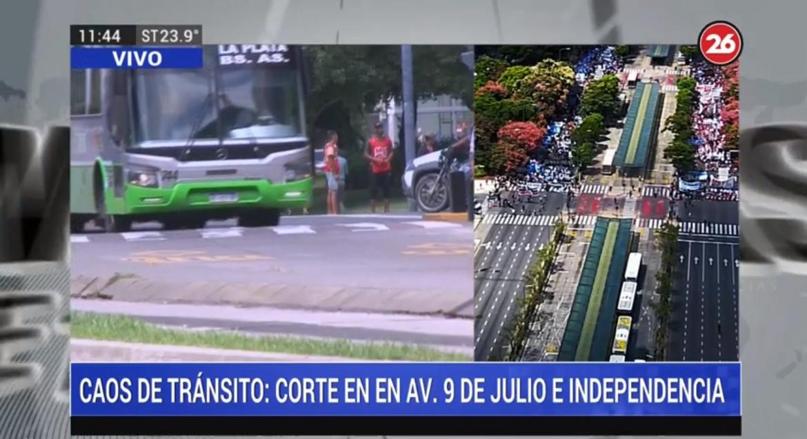 Caos de tránsito, corte en Avenida 9 de Julio