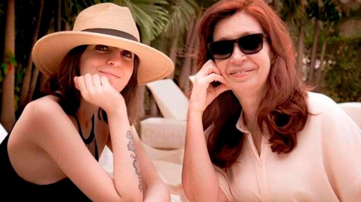 Florencia Kirchner, Cristina Fernández de Kirchner, política, Twitter