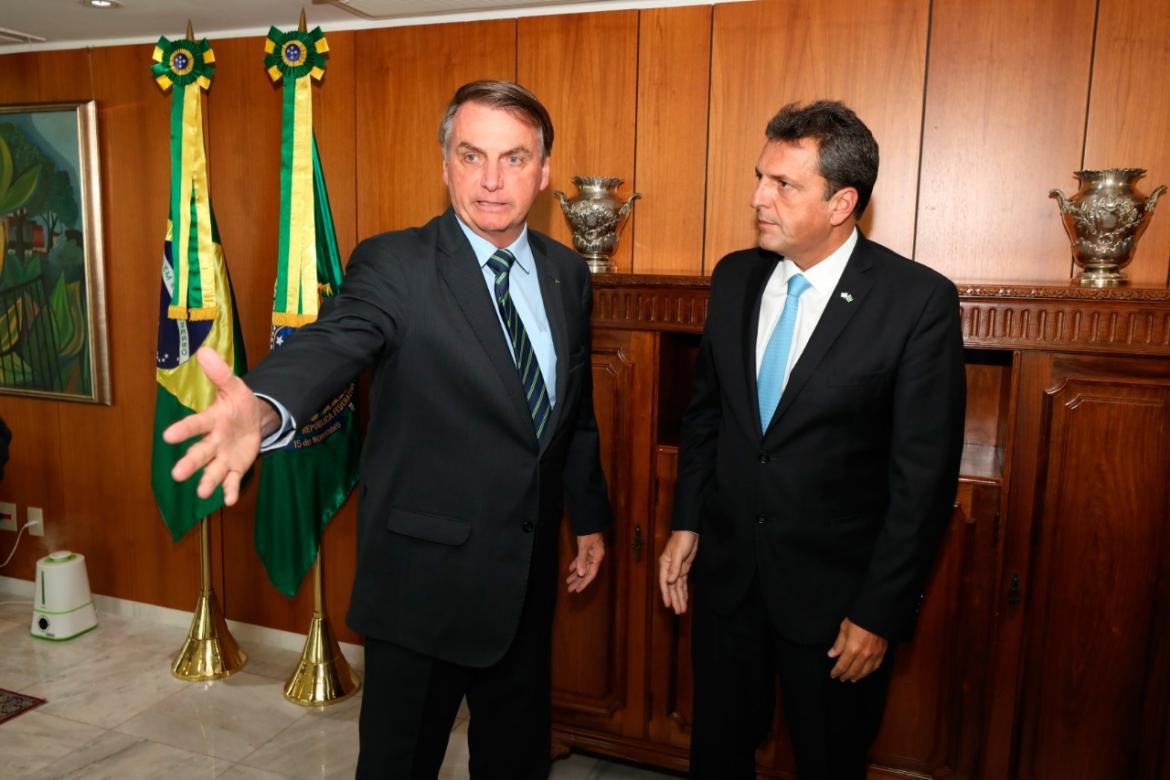 Sergio Massa con Jair Bolsonaro en Brasil.