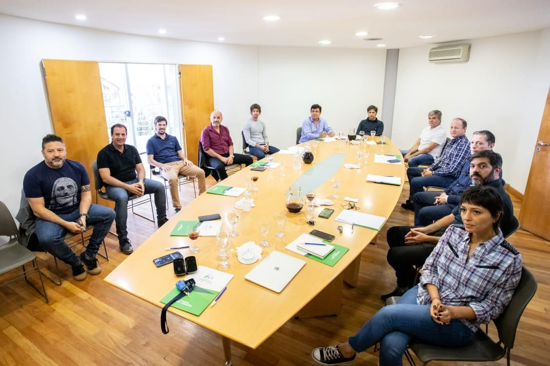 Reunión de Axel Kicillof con intendentes del conurbano por cuarentena en la Provincia