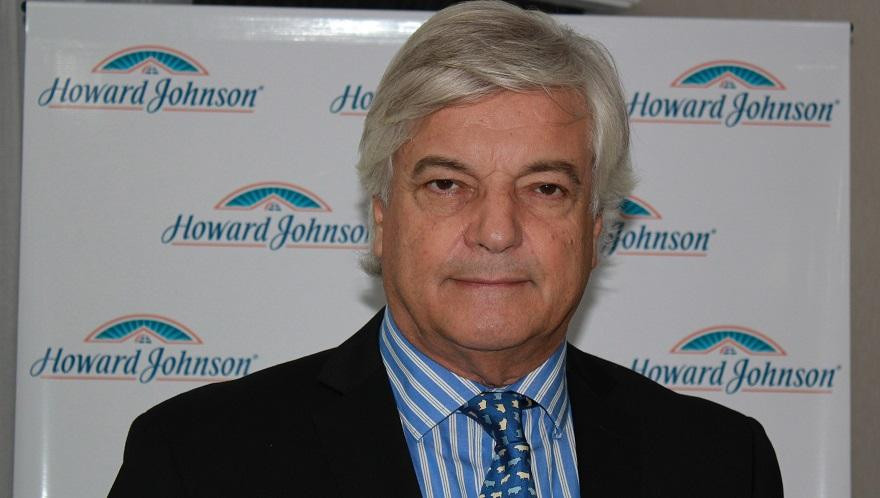 Alberto Albamonte, Hotel Howard Johnson