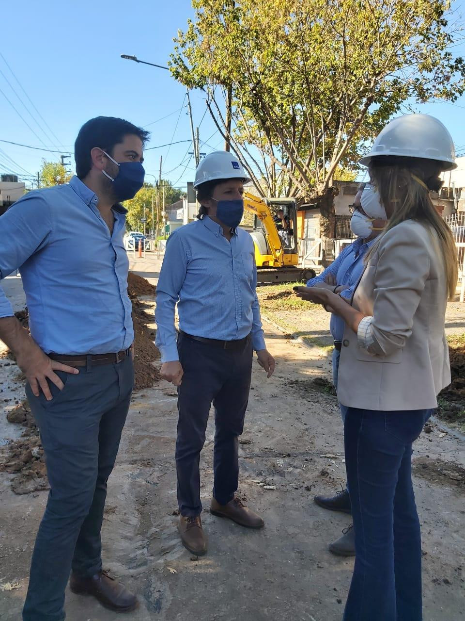 Malena Galmarini recorrió obras en San Miguel junto a intendente Méndez