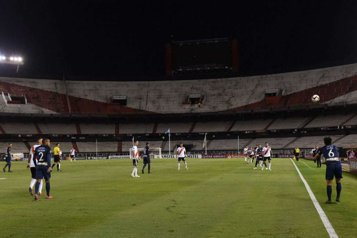 Fútbol argentino sin público