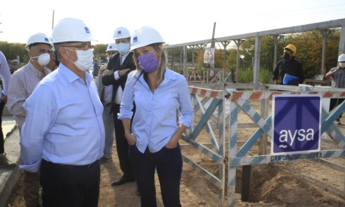 Malena Galmarini y Alberto Descalzo recorrieron obras en Ituzaingó