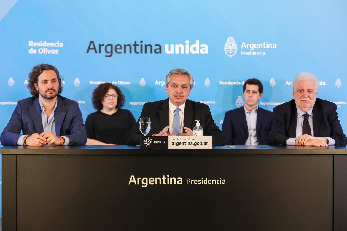 Alberto Fernández y anuncio de extensión de cuarentena, AGENCIA NA