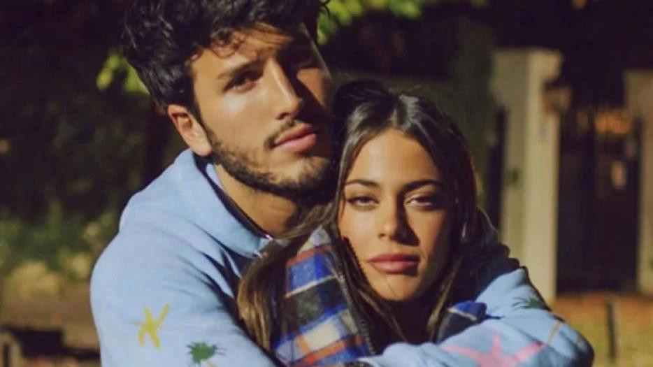 Sebastián Yatra y Tini Stoessel