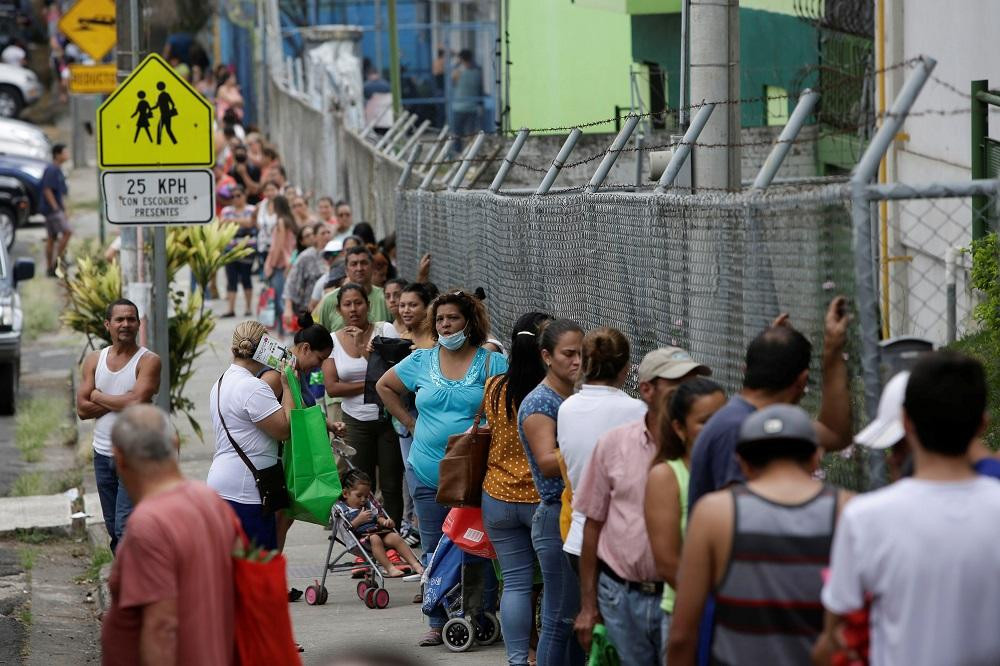 Coronavirus, Costa Rica, Reuters