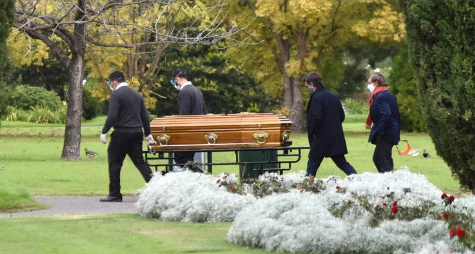 Último adiós a Goldie Legrand, cementerio