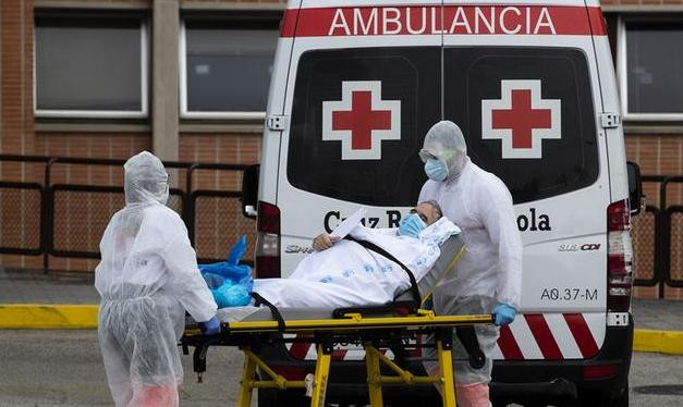 Coronavirus, España, traslado de paciente, Reuters