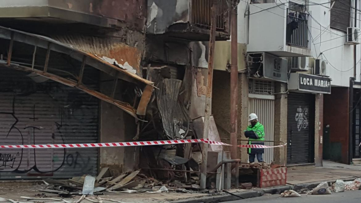 Explosión e incendio en edificio de Avellaneda