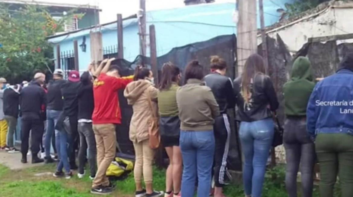 Detenidos por violar la cuarentena para festejar un cumpleaños en Lanus