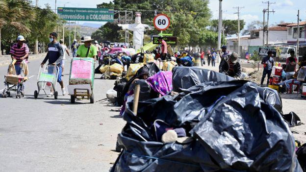 Venezolanos en búsqueda de regresar a su país