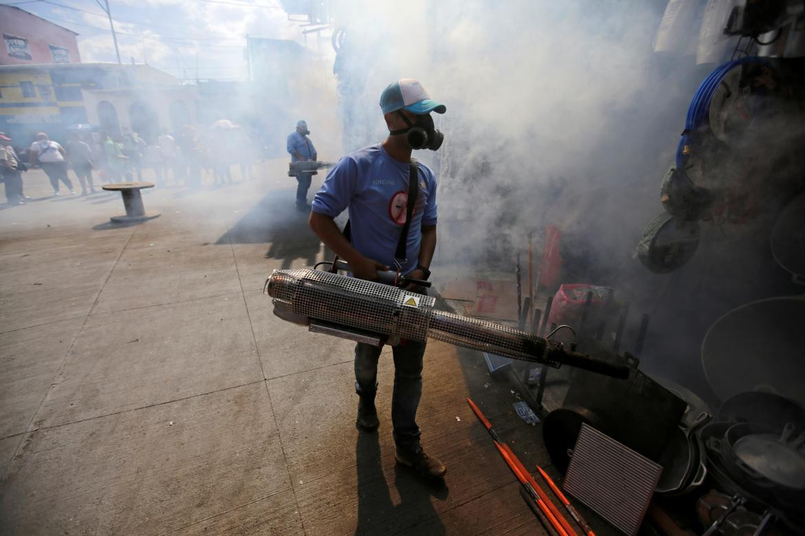 Lucha contra el dengue en Honduras, REUTERS