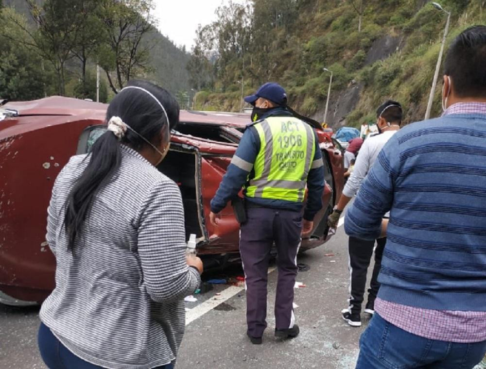 Accidente de autos en Ecuador