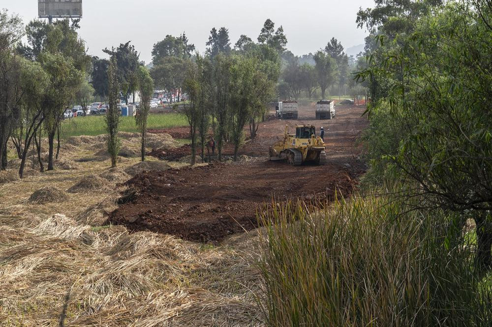 La obra que amenaza Xochimilco, último humedal de Ciudad de México, Foto El Pais