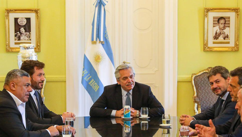 Gobierno, reunión con AFA, regreso del fútbol