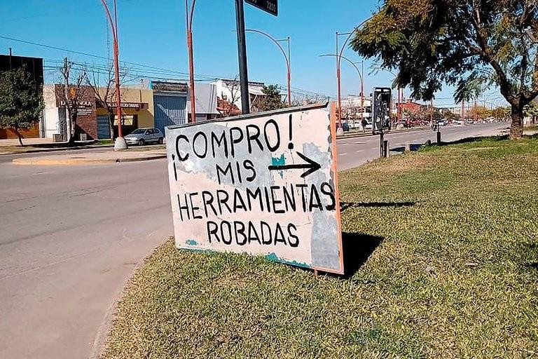 Robo a hombre con herramientas