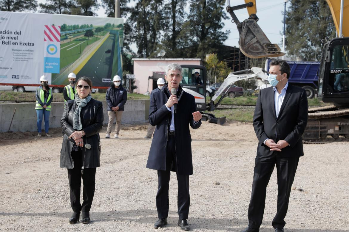 Ministro Meoni y Sergio Massa, obras en Ezeiza