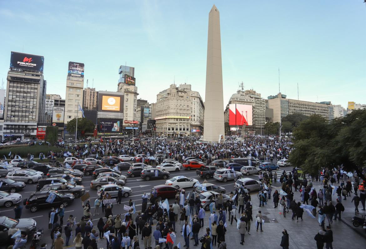 Marcha contra el Gobierno, Obelisco, Agencia NA