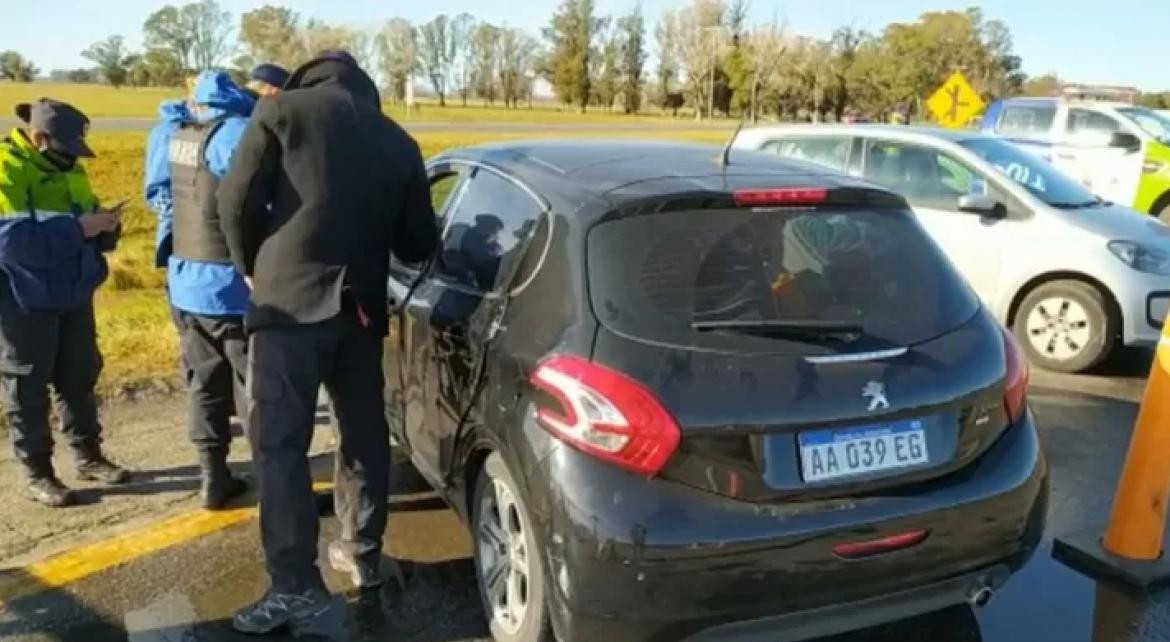 Mujer embarazada que pasó la noche en la ruta