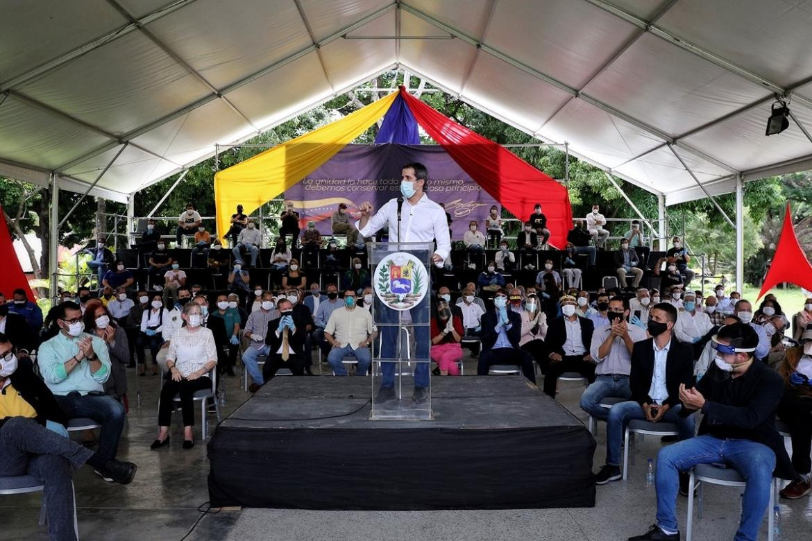 Guaidó convocó a un pacto opositor contra Maduro