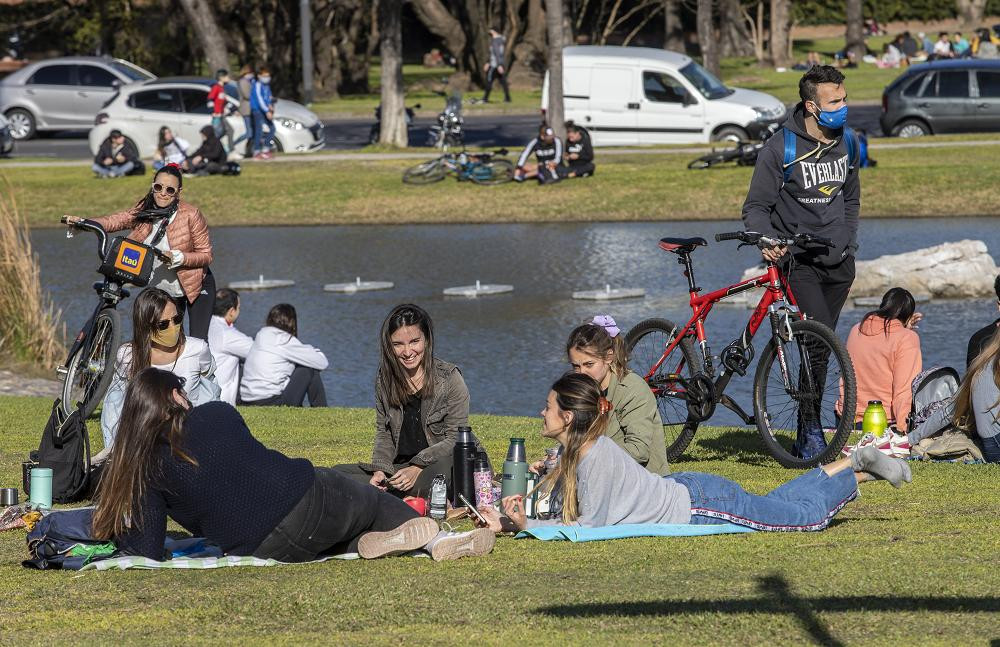 Día de la Primavera, Coronavirus en Argentina, NA