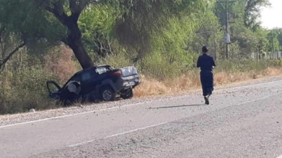 Auto estrellado por joven de 17 años