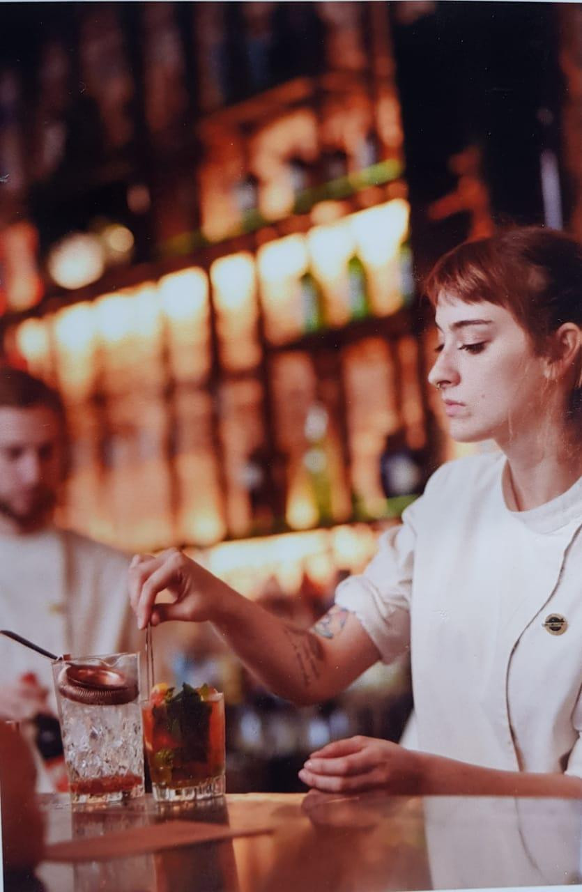 Paloma Hermida, Bartender