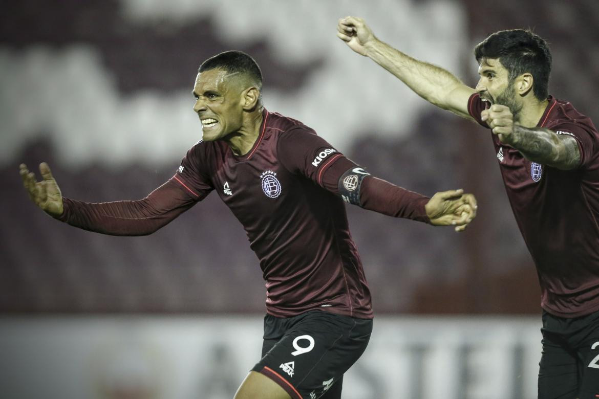 Lanús enfrenta a San Pablo en Brasil