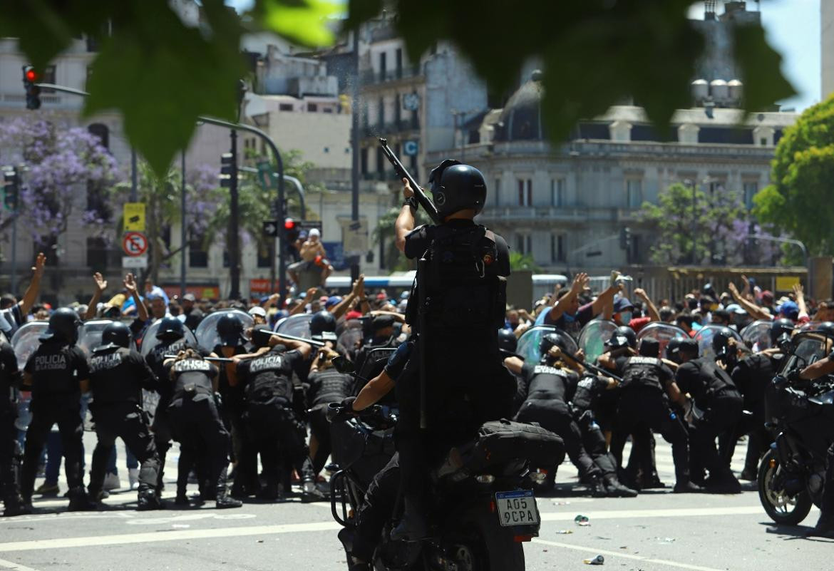 Incidentes en la despedida de Maradona, Reuters.