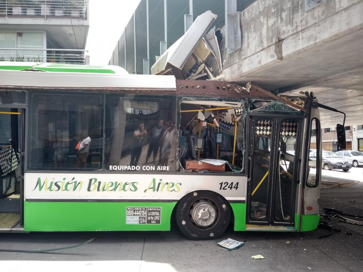 Choque colectivo en Belgrano