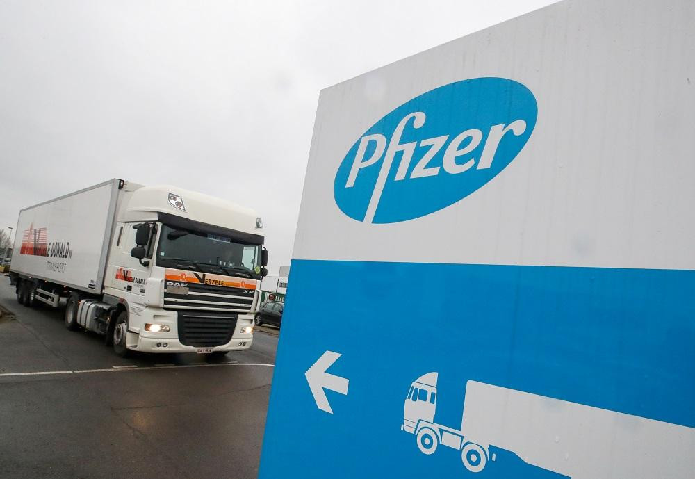 Vacuna, coronavirus, Pfizer, producción y transporte, Reuters