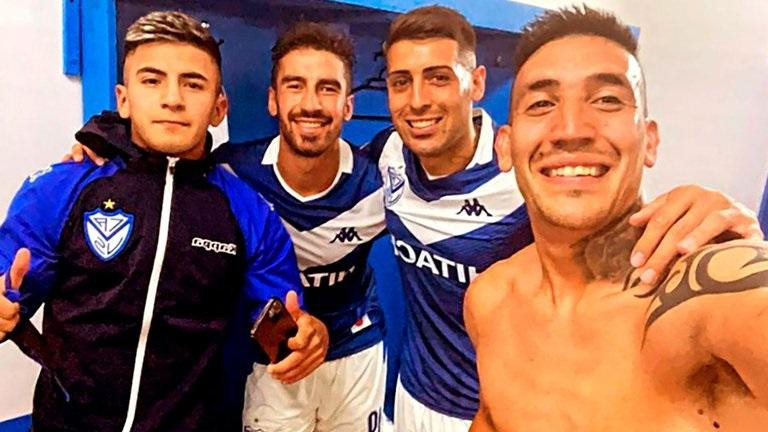 Thiago Almada, Juan Lucero, Miguel Brizuela y Ricardo Centurión, los cuatro jugadores que estuvieron presentes en la reunión