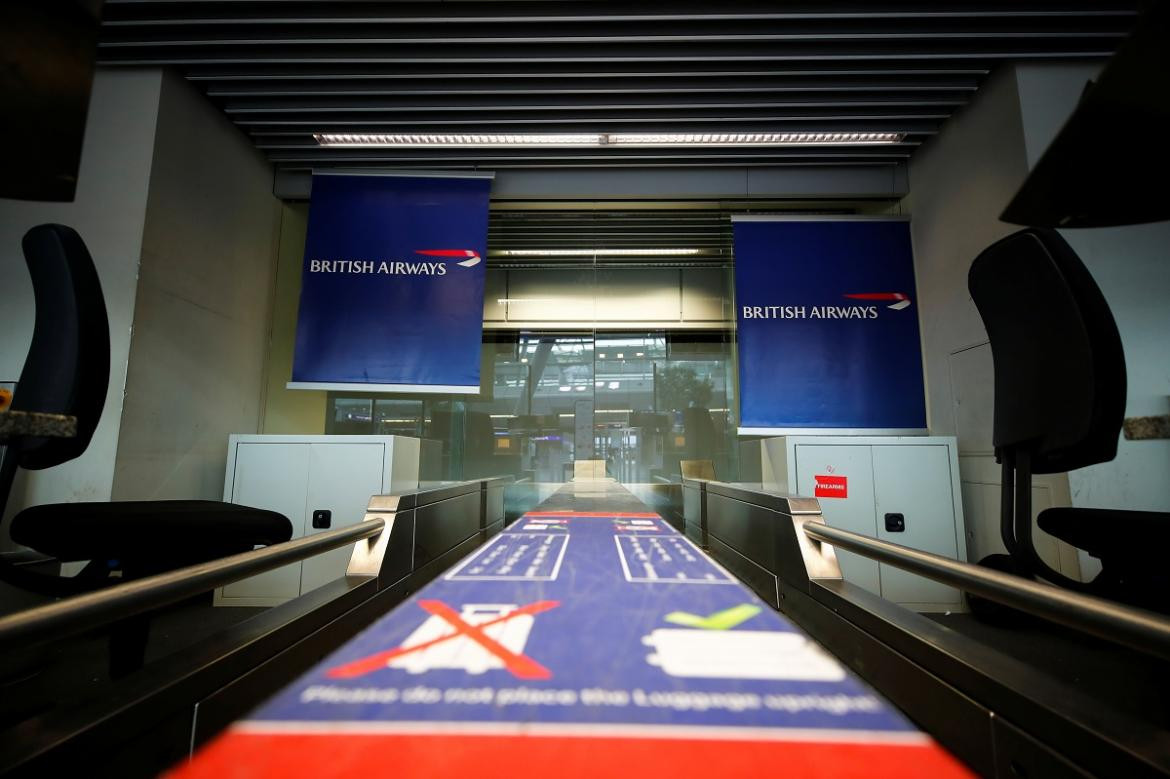 Aeropuerto de Duesseldorf en Alemania, cerrado por Coronavirus, Reuters.