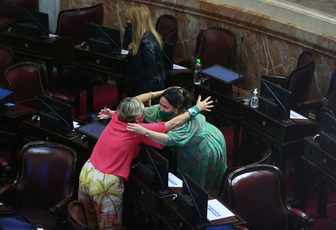 Aborto Legal ya es Ley en Argentina, un día histórico, en fotos, REUTERS