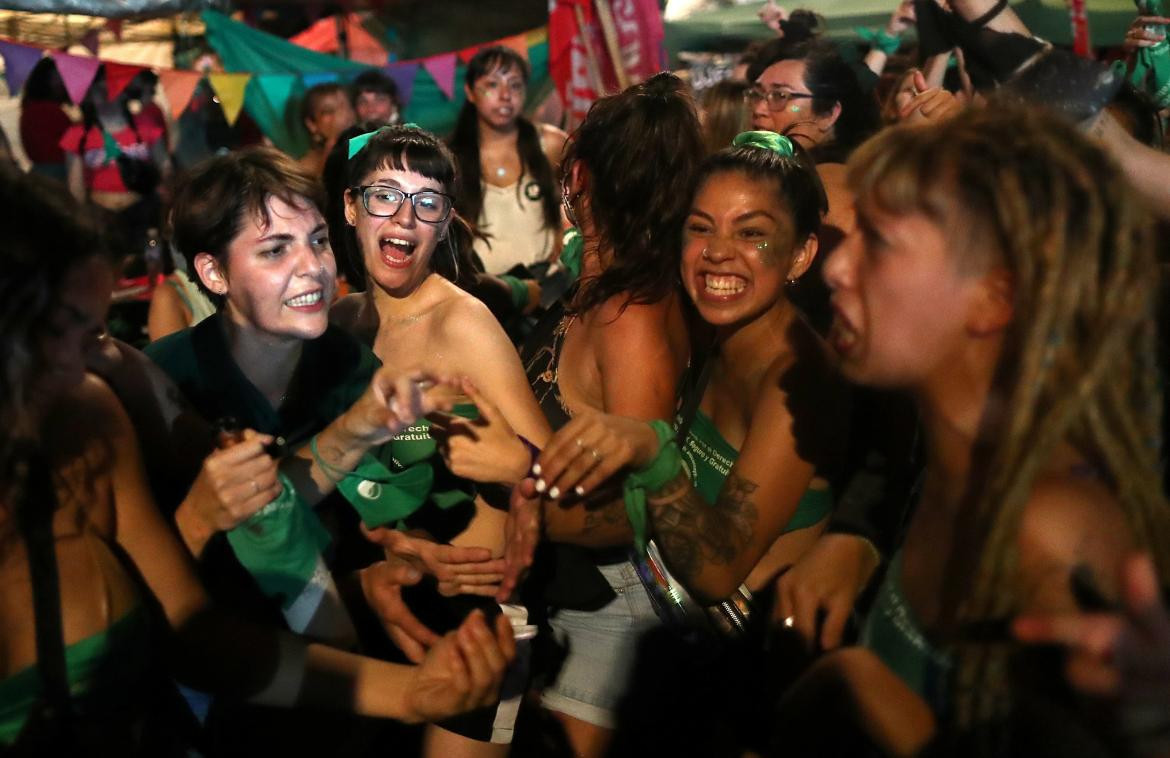 Aborto Legal ya es Ley en Argentina, un día histórico, en fotos, REUTERS