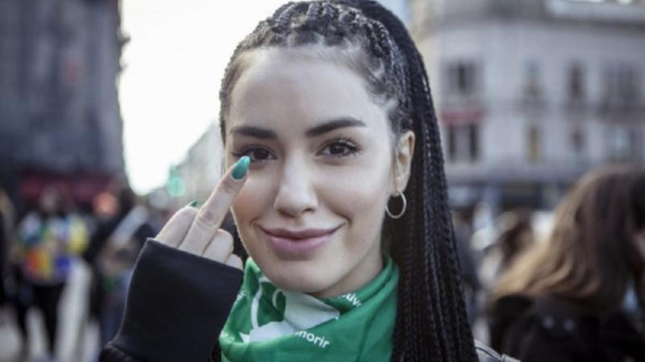 Lali Espósito emocionada con la aprobación de la ley del Aborto: 