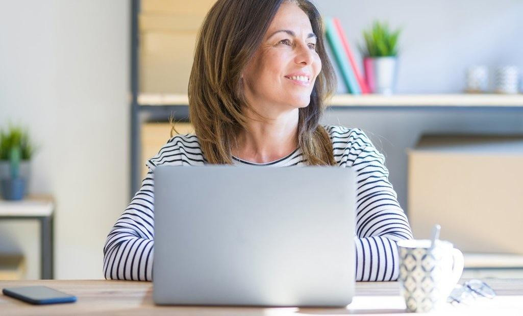 Búsqueda laboral para personas mayores de 50 años