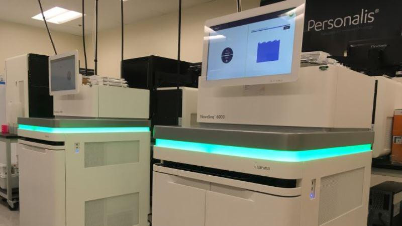 CovidSeq, máquina para detectar mutaciones a escala del coronavirus