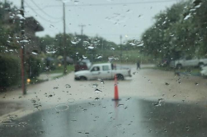 Temporal en Pinamar, fin de semana largo, fotos Twitter